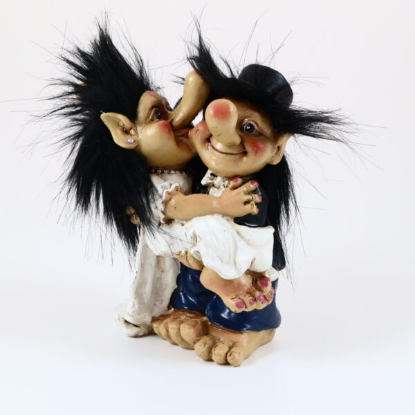 Troll, dude holding pride